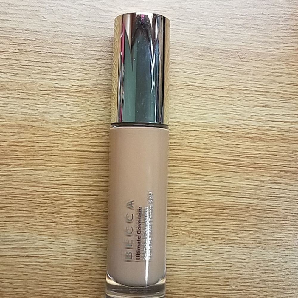 Becca ultimate coverage foundation